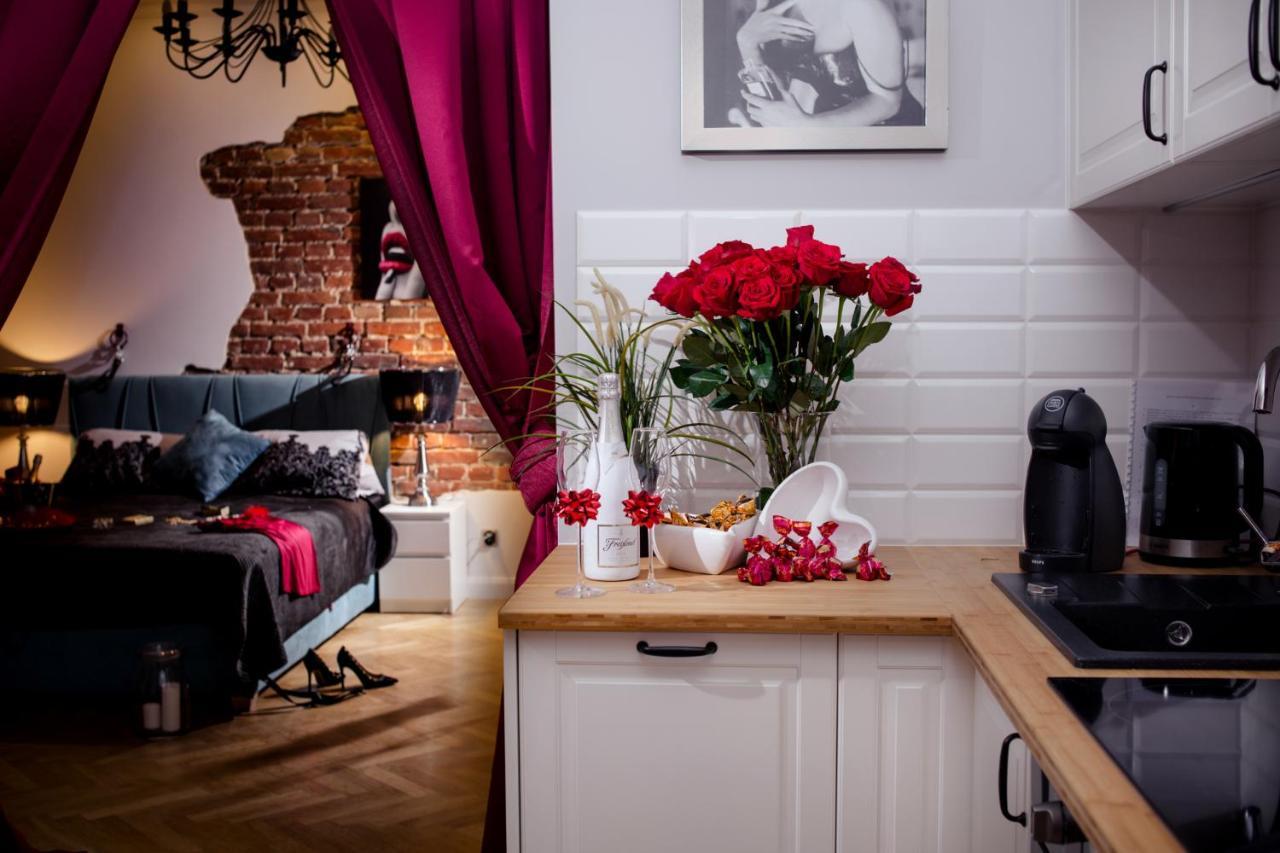Apartament Dla Doroslych "Papierki Po Cukierkach" Lublin Exteriör bild